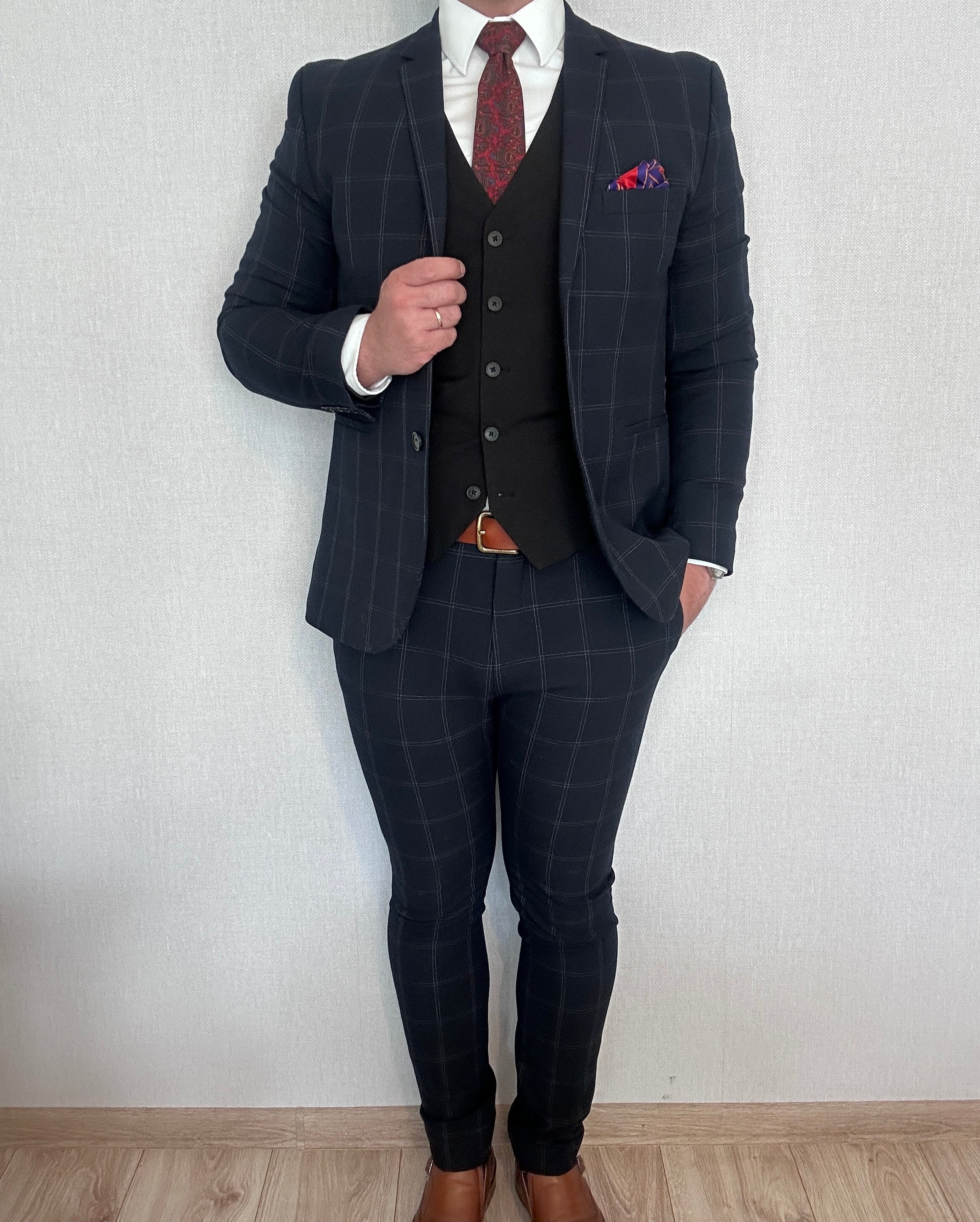 Garnitur ciemnogranatowy krata H&M 50
