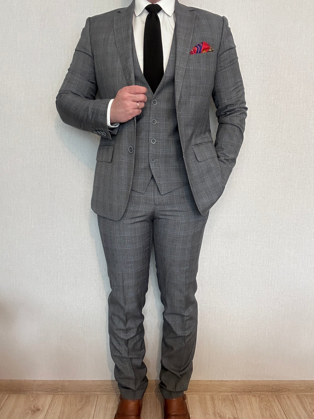 Trzyczęściowy garnitur szary krata Próchnik