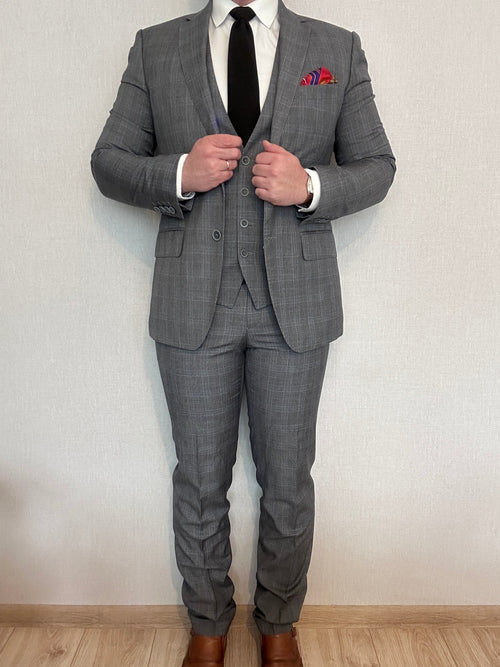 Trzyczęściowy garnitur szary krata Próchnik