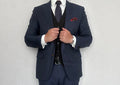Granatowy garnitur suitsupply