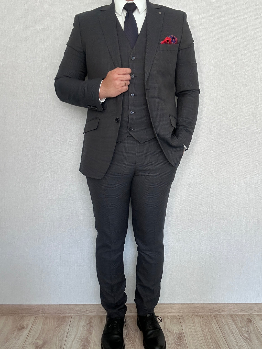 Trzyczęściowy szary garnitur Evenemen