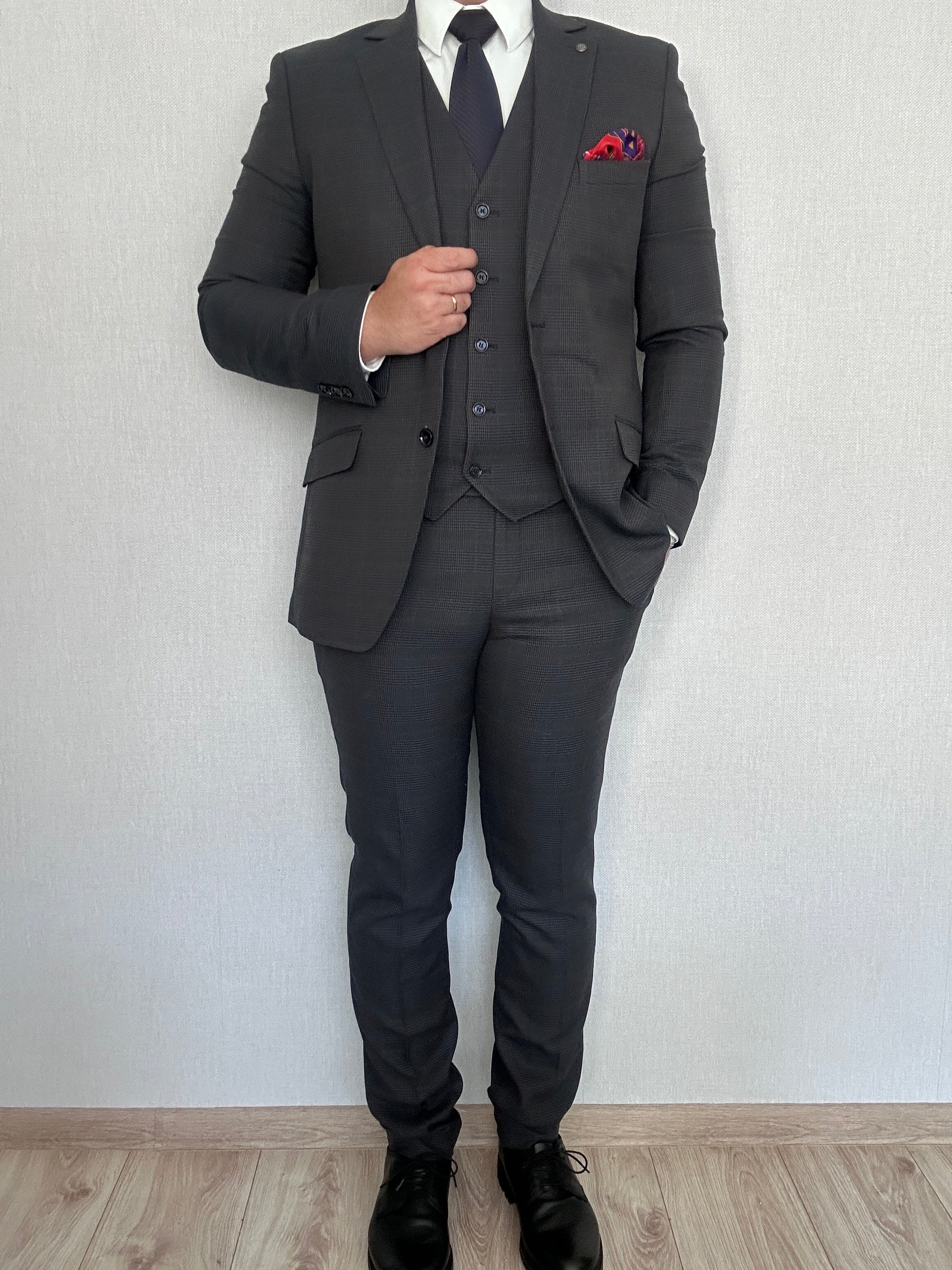 Trzyczęściowy szary garnitur Evenemen